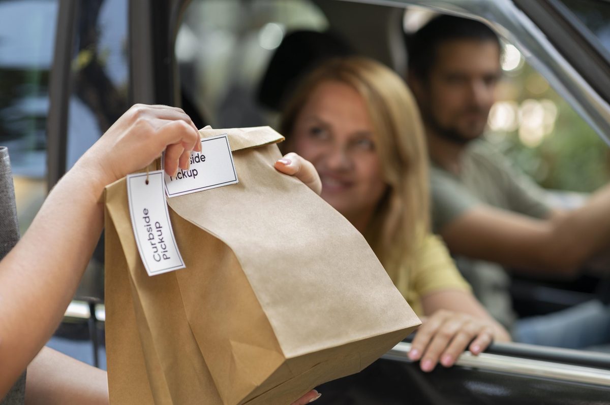 Take-away- und Lieferbestellung wird an der Ausgabe übergeben